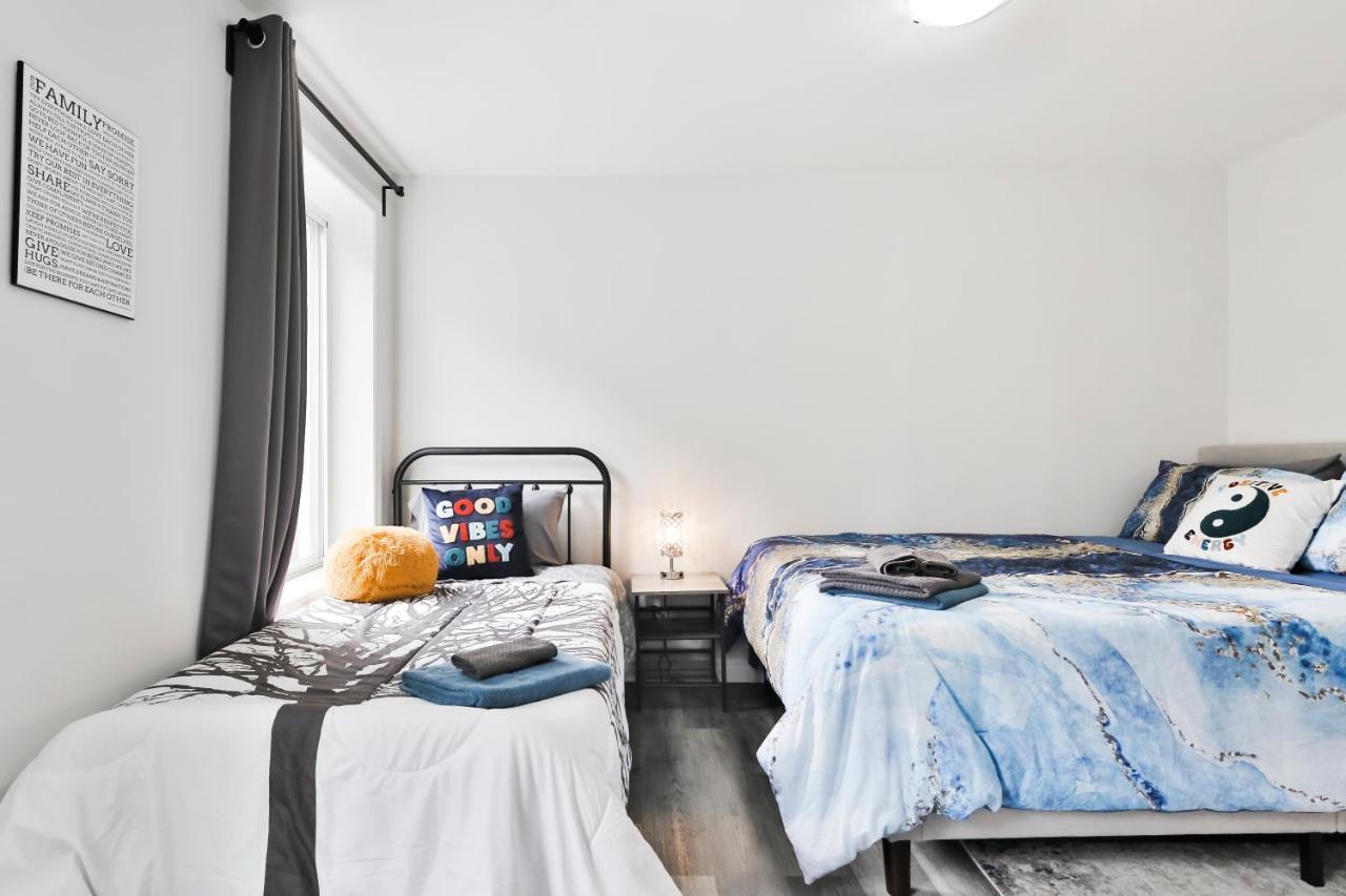 Free Parking And Central Location Montreal Exterior foto