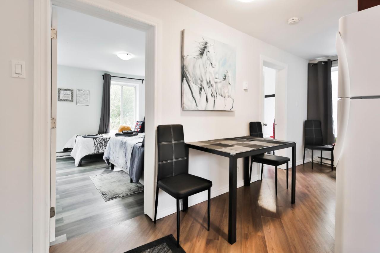 Free Parking And Central Location Montreal Exterior foto