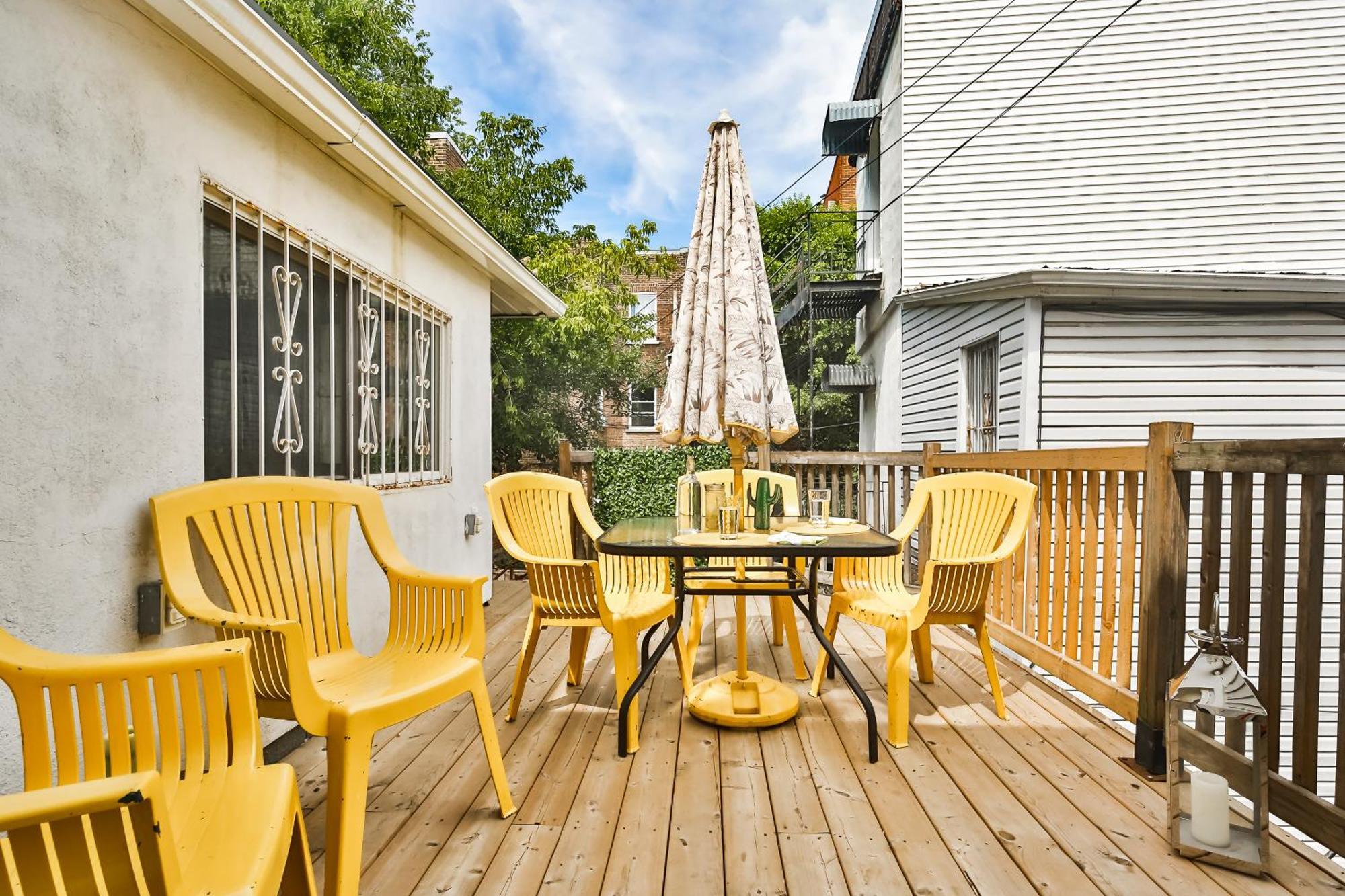 Free Parking And Central Location Montreal Exterior foto